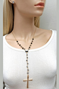 GLASS BEADED CROSS FASHION NECKLACE WITH STUD EARRINGS SET