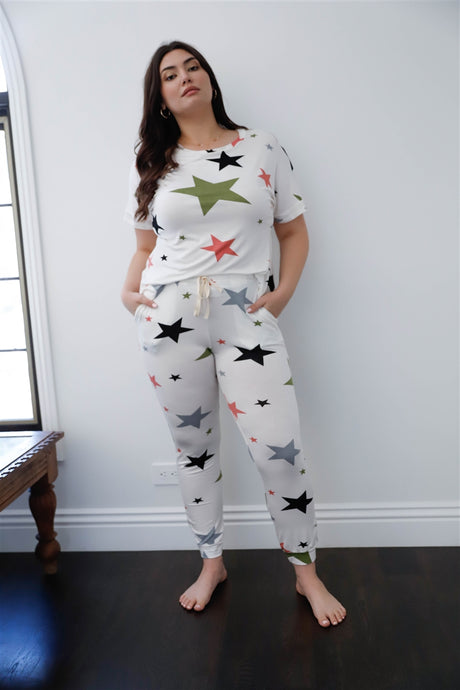 Junior Plus Size Ivory Multi Color Star Print Short Sleeve Top & Sweatpants Set