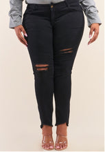 Load image into Gallery viewer, BLACK RIPPED PLUS SIZE JEANS